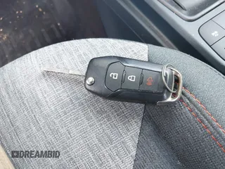 2022 Ford Maverick XL z VIN 3FTTW8E31NRA72460, wystawiony jako IAAI lot #42320529 z przebiegiem 49 990 mil mil oraz . Historia ofert i sprzedaży dostępna na DreamBid. Obrazek 11.