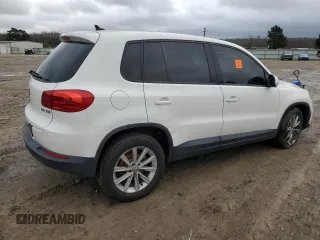 2014 Volkswagen Tiguan SE with VIN WVGAV3AX9EW549330, listed as a Copart auction lot 86750414 with 122,622 mi miles and Clean title. Bid and sale history available at DreamBid. Image 3.
