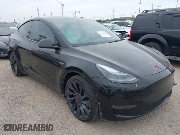 2024 Tesla Model Y Performance z VIN 7SAYGDEF7RA267752, wystawiony jako IAAI lot #42126456 z przebiegiem 21 216 mil mil oraz . Historia ofert i sprzedaży dostępna na DreamBid. Obrazek 1.