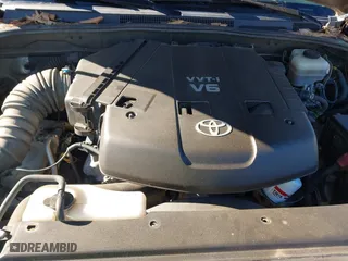 2005 Toyota 4Runner SR5 with VIN JTEZU14R158024192, listed as a IAAI auction lot 41262075 with 190,934 mi miles. Bid and sale history available at carsss.com. Image 10.