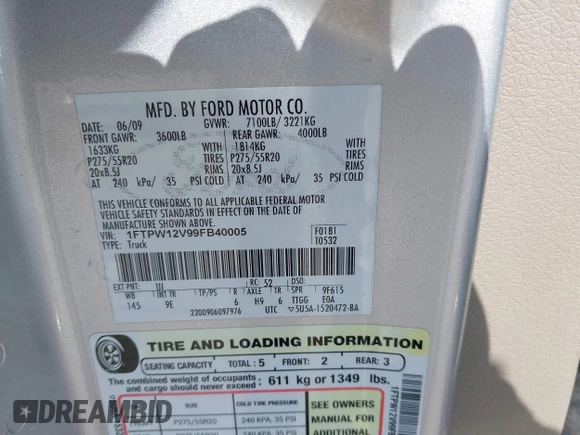 2009 Ford F-150 XL with VIN 1FTPW12V99FB40005, listed as a IAAI auction lot 40804612 with 155,572 mi miles. Bid and sale history available at carsss.com. Image 9.