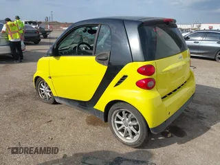 2008 Smart fortwo Pure with VIN WMEEJ31X38K201375, listed as a IAAI auction lot 41815885 with 122,100 mi miles and . Bid and sale history available at DreamBid. Image 3.