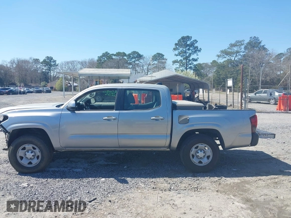 2017 Toyota Tacoma SR with VIN 5TFAX5GN7HX101599, listed as a IAAI auction lot 41762674 with 160,973 mi miles. Bid and sale history available at carsss.com. Image 15.