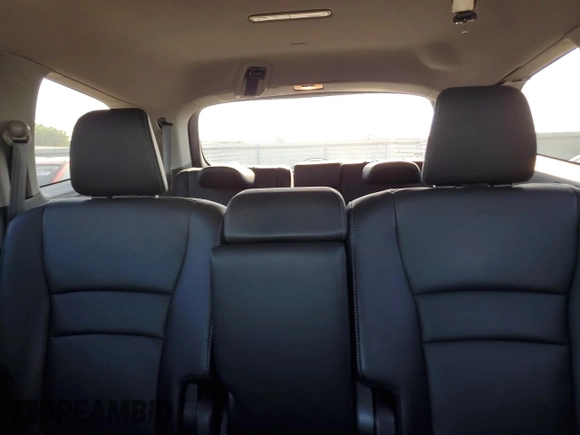 2021 Honda Pilot EX-L z VIN 5FNYF6H55MB038447, wystawiony jako Copart lot #62550255 z przebiegiem 79 877 mil mil oraz Szkoda całkowita • Salvage title. Historia ofert i sprzedaży dostępna na DreamBid. Obrazek 10.