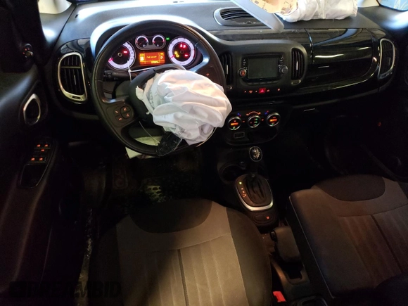 2015 FIAT 500L Urbana Trekking with VIN ZFBCFADH3FZ035172, listed as a Copart auction lot 52354404 with 57,669 mi miles and Salvage Title. Bid and sale history available at carsss.com. Image 8.