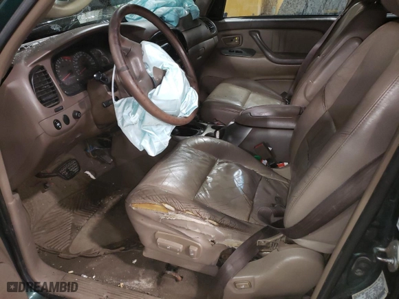 2001 Toyota Sequoia Limited with VIN 5TDBT48A01S021269, listed as a Copart auction lot 43357095 with 305,173 mi miles and Salvage Title. Bid and sale history available at carsss.com. Image 7.