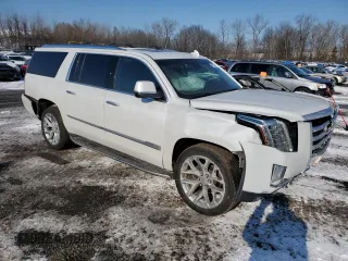2019 Cadillac Escalade ESV Luxury z VIN 1GYS4HKJXKR214214, wystawiony jako Copart lot #42139385 z przebiegiem 94 736 mil mil oraz Szkoda całkowita • Salvage title. Historia ofert i sprzedaży dostępna na DreamBid. Obrazek 4.