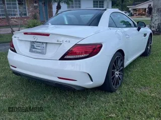 2017 Mercedes-Benz SLC 43 AMG с VIN WDDPK6GA2HF135327, выставлен на аукционе Copart как лот 80170234 с пробегом 34 218 миль миль и Чистый • Clean title. История ставок и продаж доступна на DreamBid. Изображение 4.