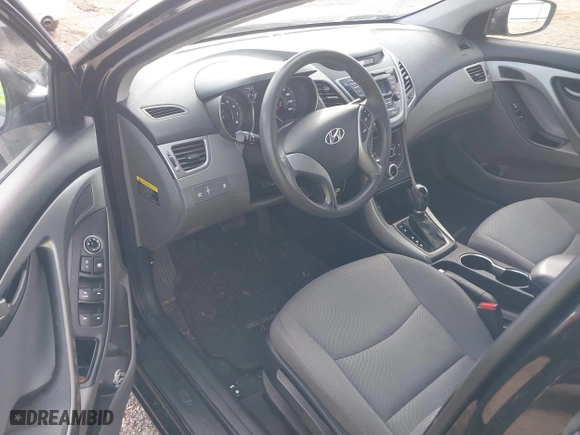 2016 Hyundai Elantra SE with VIN 5NPDH4AE3GH692568, listed as a IAAI auction lot 41110580 with 35,103 mi miles. Bid and sale history available at carsss.com. Image 19.