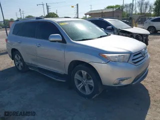 2013 Toyota Highlander Limited with VIN 5TDYK3EH1DS127940, listed as a IAAI auction lot 41826678 with 1 mi miles. Bid and sale history available at carsss.com. Image 1.