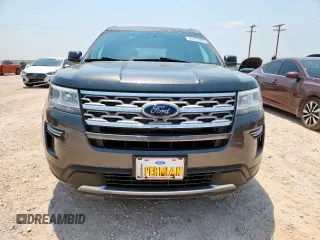 2018 Ford Explorer XLT z VIN 1FM5K7D83JGA55572, wystawiony jako Copart lot #61213325 z przebiegiem 46 128 mil mil oraz Szkoda całkowita • Salvage title. Historia ofert i sprzedaży dostępna na DreamBid. Obrazek 5.
