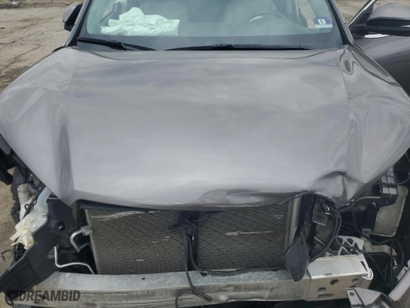 2019 Toyota Highlander SE with VIN 5TDJZRFH8KS598432, listed as a Copart auction lot 48376755 with 87,674 mi miles and Salvage Title. Bid and sale history available at carsss.com. Image 12.