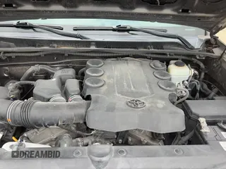 2011 Toyota 4Runner SR5 с VIN JTEZU5JR1B5032513, выставлен на аукционе Copart как лот 71310235 с пробегом 168 029 миль миль и Чистый • Clean title. История ставок и продаж доступна на DreamBid. Изображение 11.