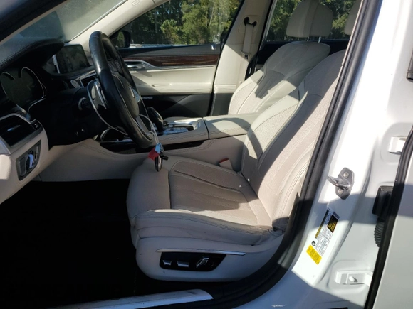 2016 BMW 7 Series 740i with VIN WBA7E2C54GG547970, listed as a Copart auction lot 71097393 with 60,464 mi miles. Bid and sale history available at carsss.com. Image 7.
