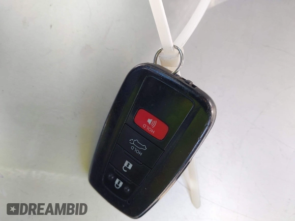 2022 Toyota Highlander XLE z VIN 5TDHZRAH1NS121058, wystawiony jako IAAI lot #41992011 z przebiegiem 40 181 mil mil oraz . Historia ofert i sprzedaży dostępna na DreamBid. Obrazek 11.