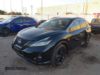 2023 Nissan Murano SV z VIN 5N1AZ2BJ1PC105291, wystawiony jako IAAI lot #41064294 z przebiegiem 15 724 mil mil oraz . Historia ofert i sprzedaży dostępna na DreamBid. Obrazek 19.