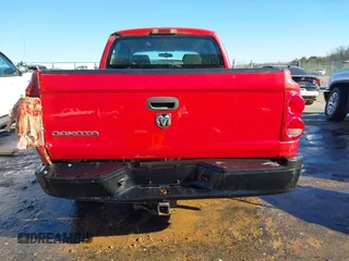 2007 Dodge Dakota ST with VIN 1D3HW28P47S208905, listed as a IAAI auction lot 41807515 with 173,934 mi miles and . Bid and sale history available at carsss.com. Image 16.