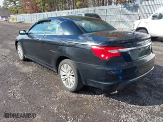 2012 Chrysler 200 Limited with VIN 1C3BCBFG3CN116594, listed as a IAAI auction lot 41534559 with 87,276 mi miles. Bid and sale history available at carsss.com. Image 3.