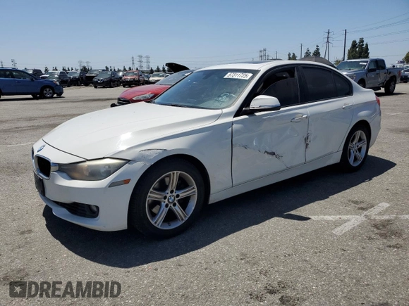2013 BMW 3 Series 328i z VIN WBA3C1C56DF436269, wystawiony jako Copart lot #57311725 z przebiegiem 139 482 mil mil oraz Szkody całkowita. Historia ofert i sprzedaży dostępna na DreamBid. Obrazek 1.