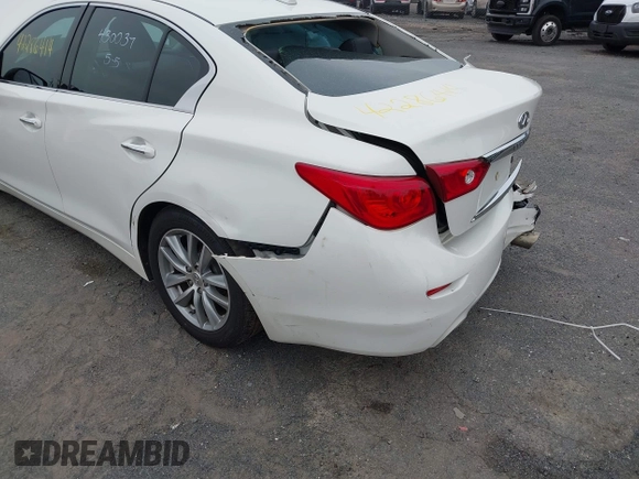 2014 Infiniti Q50 Sport with VIN JN1BV7AP5EM682486, listed as a IAAI auction lot 42286414 with 274,696 mi miles and . Bid and sale history available at DreamBid. Image 6.