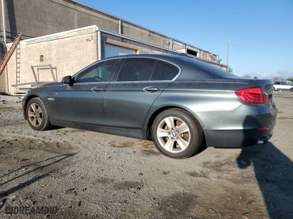 2012 BMW 5 Series 528i with VIN WBAXG5C55CDX04994, listed as a Copart auction lot 50713425 with 88,115 mi miles and Salvage Title. Bid and sale history available at carsss.com. Image 2.