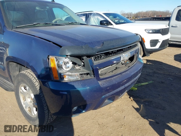 2007 Chevrolet Avalanche LTZ with VIN 3GNFK12377G146233, listed as a IAAI auction lot 41198383 with 242,300 mi miles and . Bid and sale history available at DreamBid. Image 6.