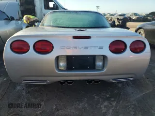 2002 Chevrolet Corvette with VIN 1G1YY22G525107593, listed as a Copart auction lot 75420944 with 0 mi miles and Non Repairable. Bid and sale history available at carsss.com. Image 6.