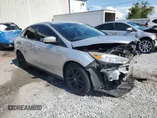 2016 Ford Focus SE z VIN 1FADP3F24GL309119, wystawiony jako Copart lot #62279095 z przebiegiem 117 535 mil mil oraz Szkoda całkowita • Salvage title. Historia ofert i sprzedaży dostępna na DreamBid. Obrazek 4.
