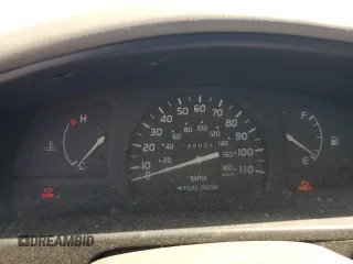 2001 Toyota Tacoma z VIN 5TENL42N01Z760573, wystawiony jako Copart lot #55694585 z przebiegiem 198 805 mil mil oraz Czysty tytuł • Clean title. Historia ofert i sprzedaży dostępna na DreamBid. Obrazek 9.