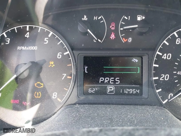 2014 Nissan Sentra SV with VIN 3N1AB7AP5EY204831, listed as a IAAI auction lot 41691039 with 112,954 mi miles. Bid and sale history available at carsss.com. Image 7.