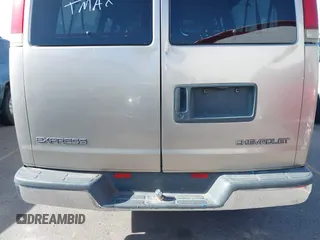2002 Chevrolet Express with VIN 1GAHG39R321146397, listed as a IAAI auction lot 41701980 with Not Provided miles. Bid and sale history available at carsss.com. Image 6.