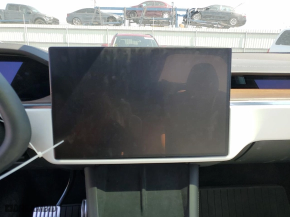 2022 Tesla Model X with VIN 7SAXCBE50NF331632, listed as a Copart auction lot 48062053 with 0 mi miles. Bid and sale history available at carsss.com. Image 9.