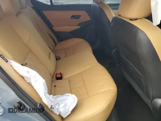 2024 Nissan Sentra SV z VIN 3N1AB8CV3RY389761, wystawiony jako Copart lot #81588324 z przebiegiem Nie podano mil oraz Nie do naprawy • Non repairable. Historia ofert i sprzedaży dostępna na DreamBid. Obrazek 10.