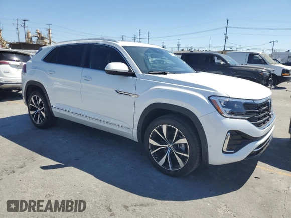 2024 Volkswagen Atlas SEL R-Line with VIN 1V2AE2CA5RC235798, listed as a Copart auction lot 64090595 with 1,310 mi miles and Salvage title. Bid and sale history available at DreamBid. Image 4.