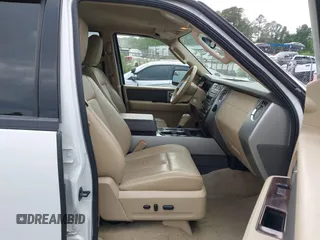 2014 Ford Expedition Max XLT z VIN 1FMJK1J55EEF43350, wystawiony jako IAAI lot #42186829 z przebiegiem 239 910 mil mil oraz . Historia ofert i sprzedaży dostępna na DreamBid. Obrazek 5.