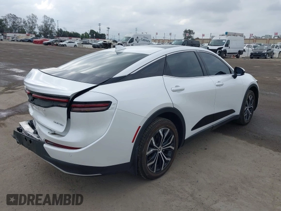 2023 Toyota Crown XLE с VIN JTDAAAAF5P3003219, выставлен на аукционе IAAI как лот 42109726 с пробегом 6 176 миль миль и . История ставок и продаж доступна на DreamBid. Изображение 4.