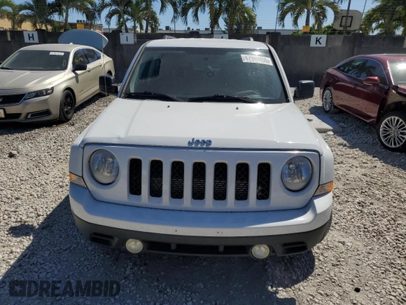 2014 Jeep Patriot Latitude with VIN 1C4NJPFB5ED529903, listed as a Copart auction lot 47980455 with 90,418 mi miles and Salvage Title. Bid and sale history available at carsss.com. Image 5.