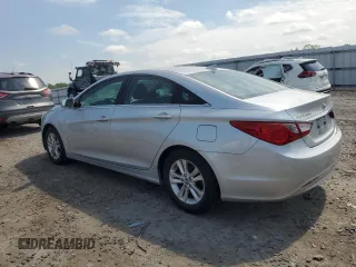 2013 Hyundai Sonata GLS with VIN 5NPEB4AC6DH737664, listed as a Copart auction lot 55560495 with 207,049 mi miles and Clean Title. Bid and sale history available at carsss.com. Image 2.