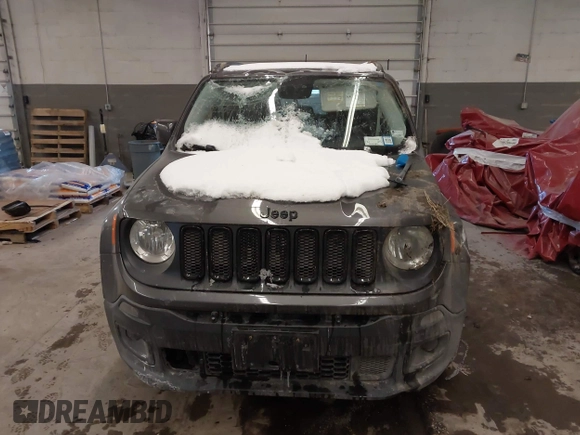 2016 Jeep Renegade Latitude with VIN ZACCJBBTXGPD19844, listed as a IAAI auction lot 41385777 with 102,891 mi miles. Bid and sale history available at carsss.com. Image 13.