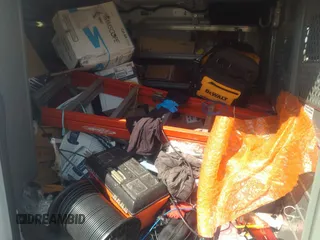 2016 Ford Transit Cargo z VIN 1FTYE1YMXGKA16724, wystawiony jako IAAI lot #40341511 z przebiegiem 188 118 mil mil oraz . Historia ofert i sprzedaży dostępna na DreamBid. Obrazek 8.