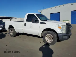 2011 Ford F-250 XL with VIN 1FTBF2A6XBEB58907, listed as a Copart auction lot 84220294 with 305,933 mi miles and Clean title. Bid and sale history available at DreamBid. Image 4.