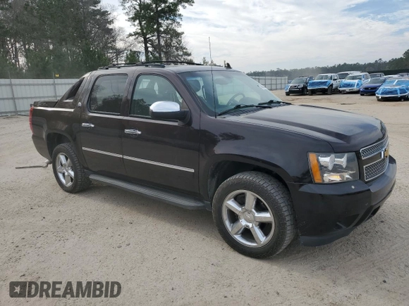 2013 Chevrolet Avalanche LTZ with VIN 3GNTKGE73DG178791, listed as a Copart auction lot 48565755 with 201,029 mi miles and Salvage title. Bid and sale history available at DreamBid. Image 4.
