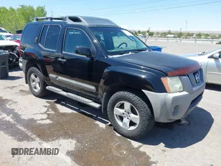 2006 Nissan Xterra S z VIN 5N1AN08W96C558138, wystawiony jako IAAI lot #42235544 z przebiegiem 172 618 mil mil oraz . Historia ofert i sprzedaży dostępna na DreamBid. Obrazek 1.