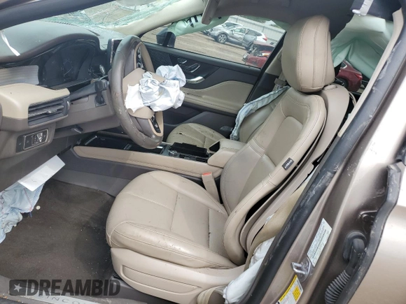 2020 Lincoln Corsair Standard z VIN 5LMCJ1C98LUL17797, wystawiony jako Copart lot #50726545 z przebiegiem 73 573 mil mil oraz Szkoda całkowita • Salvage title. Historia ofert i sprzedaży dostępna na DreamBid. Obrazek 7.