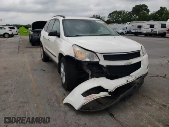 2012 Chevrolet Traverse LS z VIN 1GNKRFEDXCJ143055, wystawiony jako Copart lot #56139025 z przebiegiem 243 496 mil mil oraz Szkoda całkowita • Salvage title. Historia ofert i sprzedaży dostępna na DreamBid. Obrazek 14.