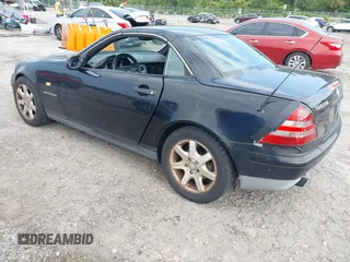 1999 Mercedes-Benz SLK 230/320 with VIN WDBKK47F0XF086064, listed as a IAAI auction lot 42223522 with 166,381 mi miles and . Bid and sale history available at DreamBid. Image 3.