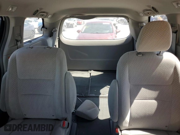 2019 Toyota Sienna LE Auto Access Seat with VIN 5TDKZ3DC4KS993734, listed as a Copart auction lot 53458405 with 6,957 mi miles and Salvage Title. Bid and sale history available at DreamBid. Image 10.