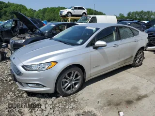 2017 Ford Fusion Hybrid SE with VIN 3FA6P0LU1HR403281, listed as a Copart auction lot 61362815 with 73,107 mi miles and Salvage title. Bid and sale history available at DreamBid. Image 1.
