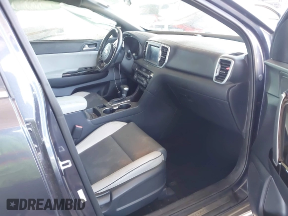 2019 Kia Sportage EX z VIN KNDPN3AC5K7539461, wystawiony jako IAAI lot #42180598 z przebiegiem 69 072 mil mil oraz . Historia ofert i sprzedaży dostępna na DreamBid. Obrazek 5.
