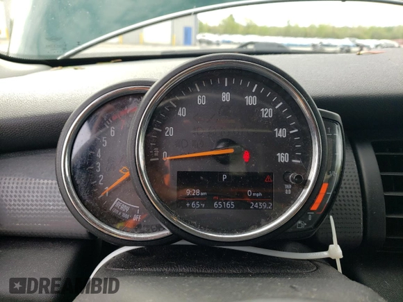 2018 MINI Hardtop Cooper with VIN WMWXP5C50J3C65340, listed as a Copart auction lot 54644785 with 65,165 mi miles and Salvage title. Bid and sale history available at DreamBid. Image 9.